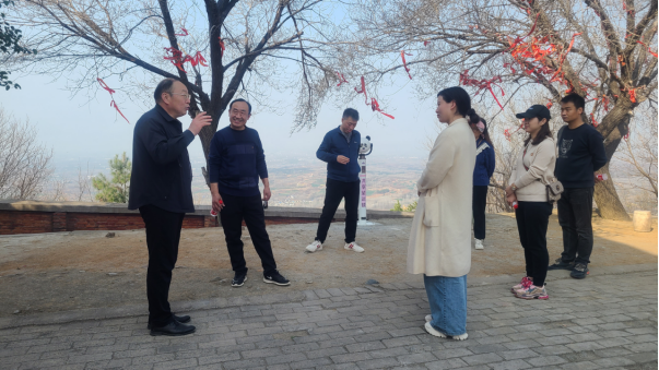 市文旅公司3月份新聞稿（一），?；⑸? 一路同行--駐馬店市文化旅游發(fā)展有限公司開展團(tuán)建活動368.png